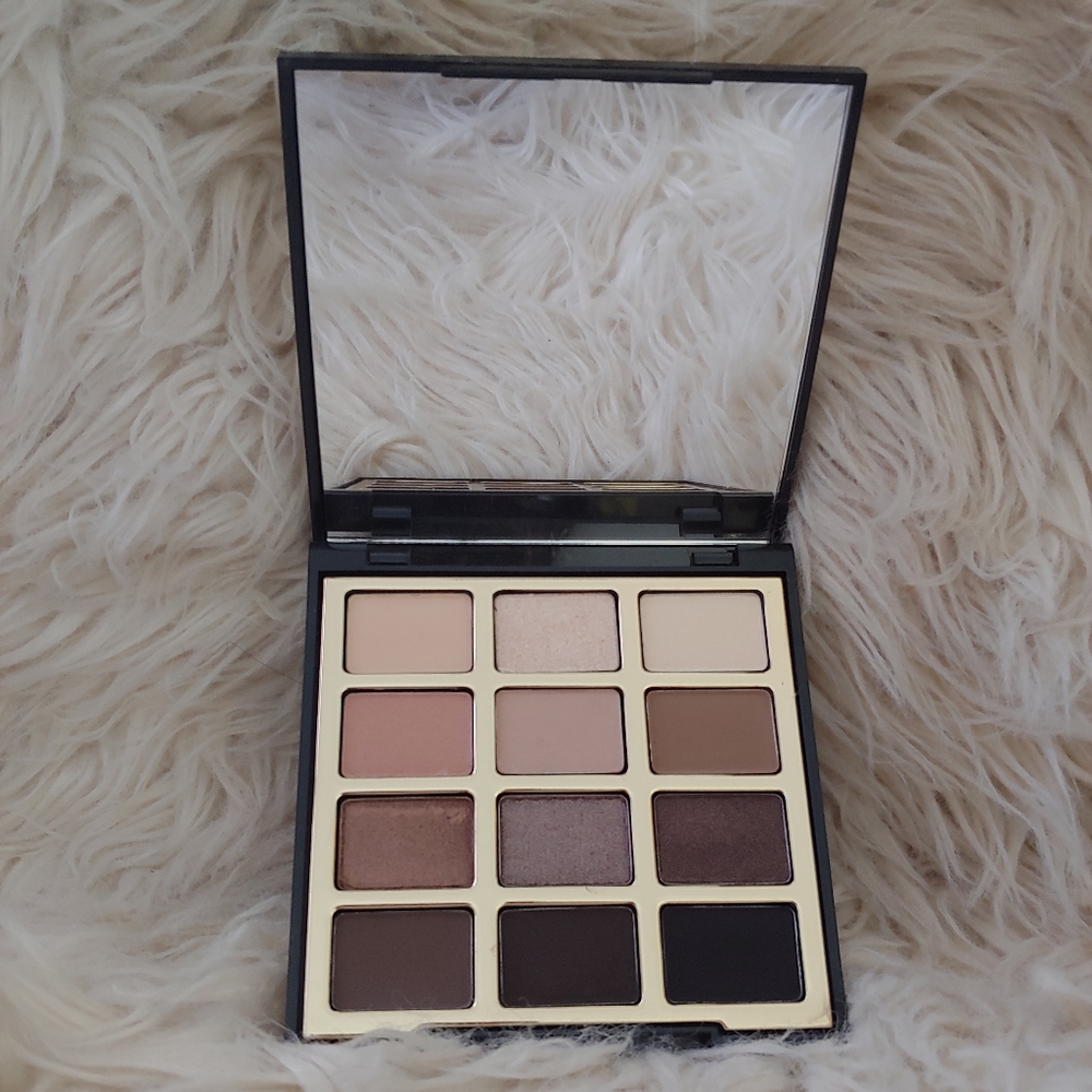Milani eyeshadow palette